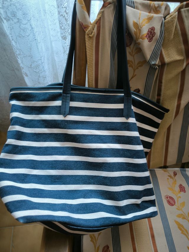 Bolsa rayas azul-blanca