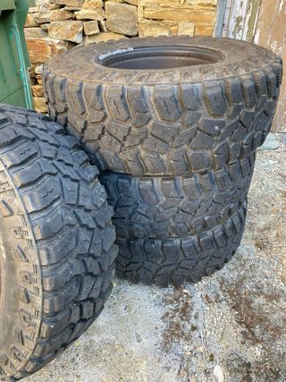 LANTAS DESPLAZADAS + Cooper Discoverer STT PRO 31
