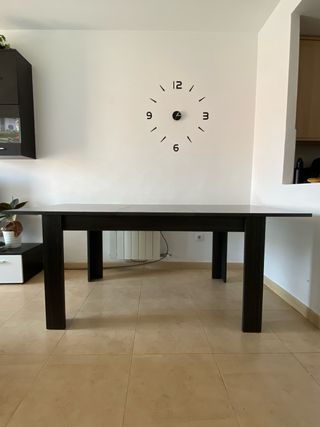 URGE Mesa comedor extensible como nueva