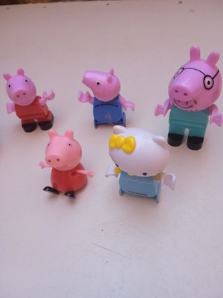 6 Muñecos Peppa Pig & Hello Kitty