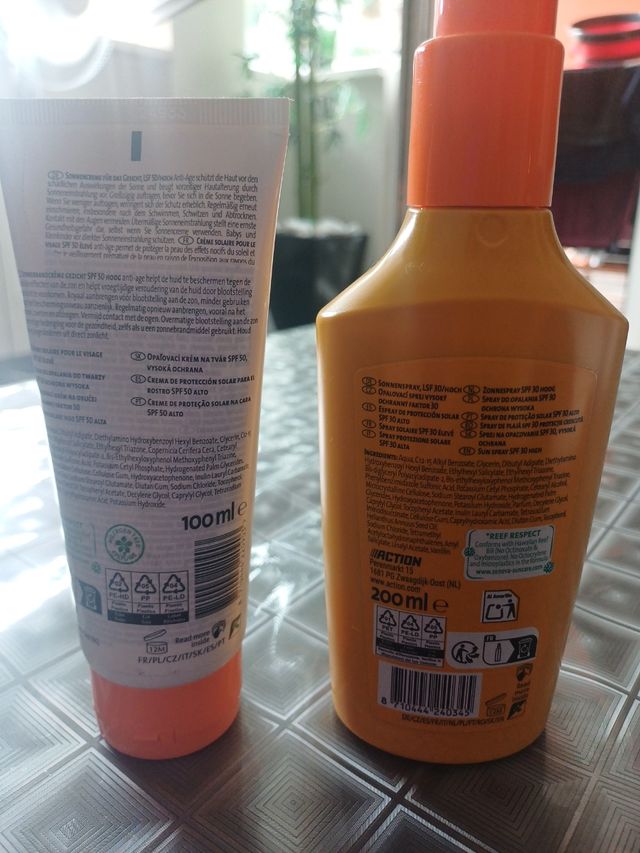 Crema solare viso SPF50+ spray SPF30