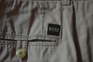 Pantalón chino Boss beige