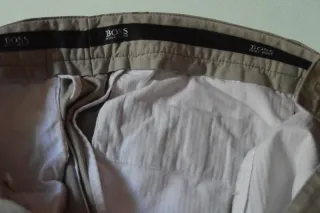 Pantalón chino Boss beige