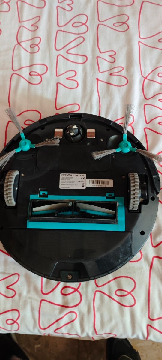 Robot aspiradora Conga 1390