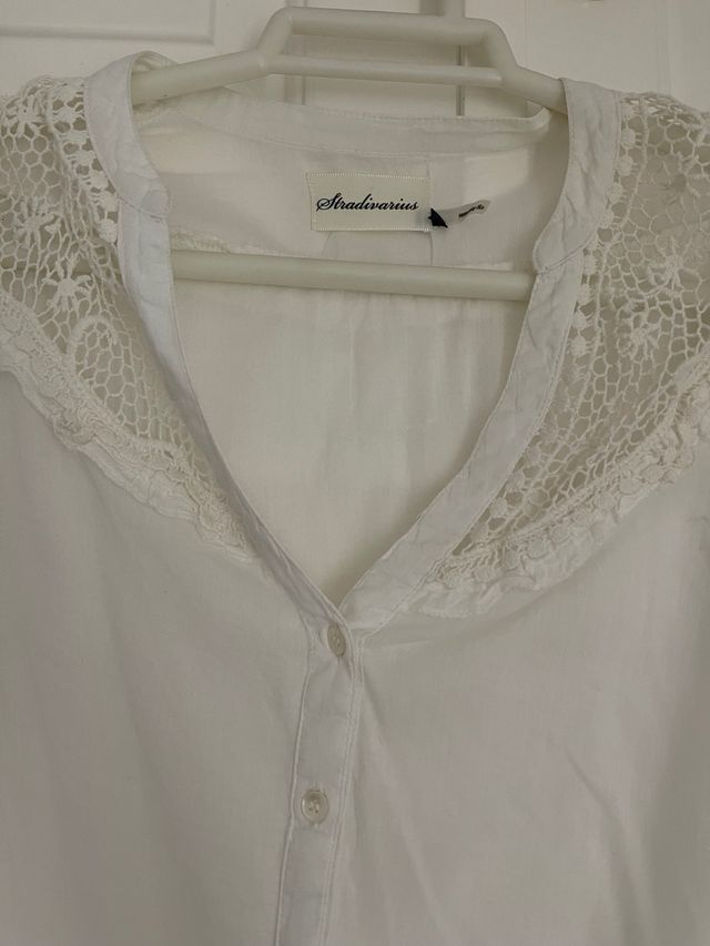 Blusa blanca Stradivarius talla S