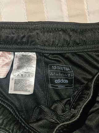 Pantalones Adidas negros c/bolsillos