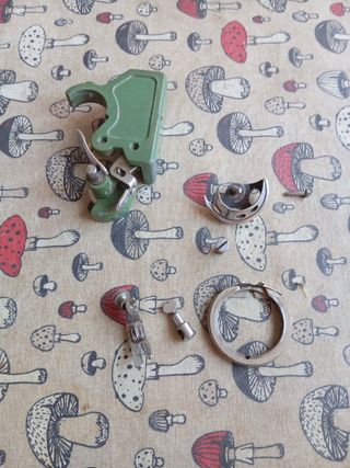 Canillero máquina coser antiguo