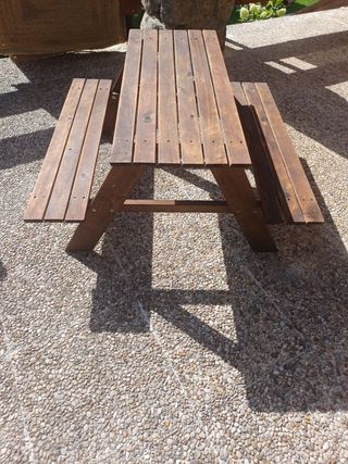 Mesa picnic infantil madera marrón