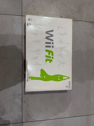 Nintendo Wii blanca con wii fit (solo plancha)