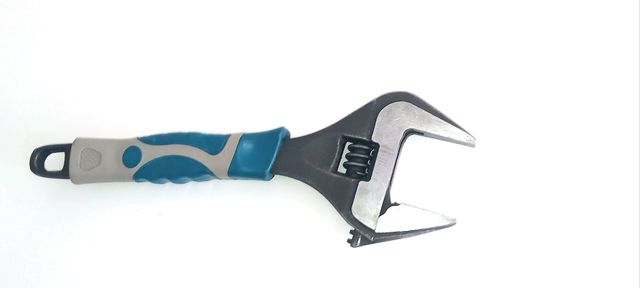 3 Llaves Inglesas de 12" 10" 8"