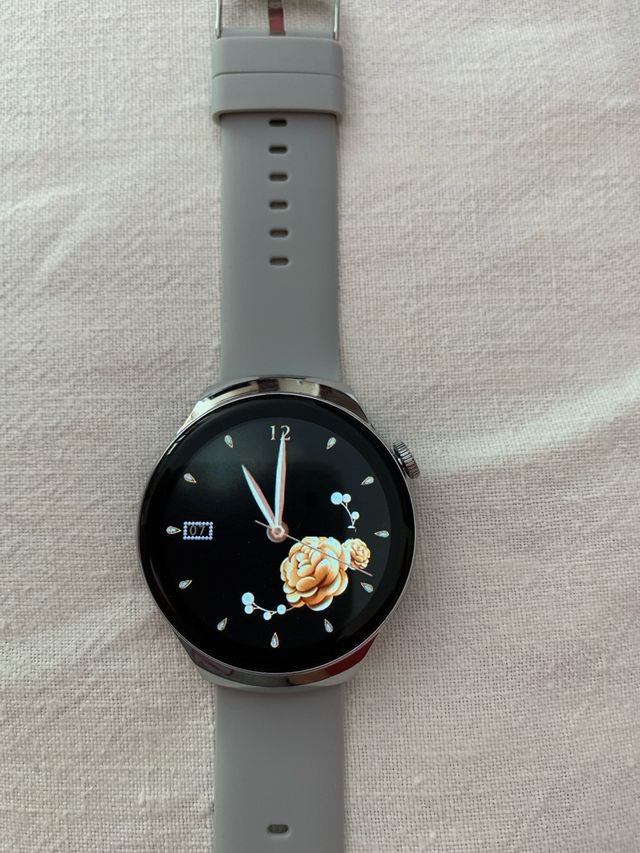 Smartwatch grigio - cinturino silicone