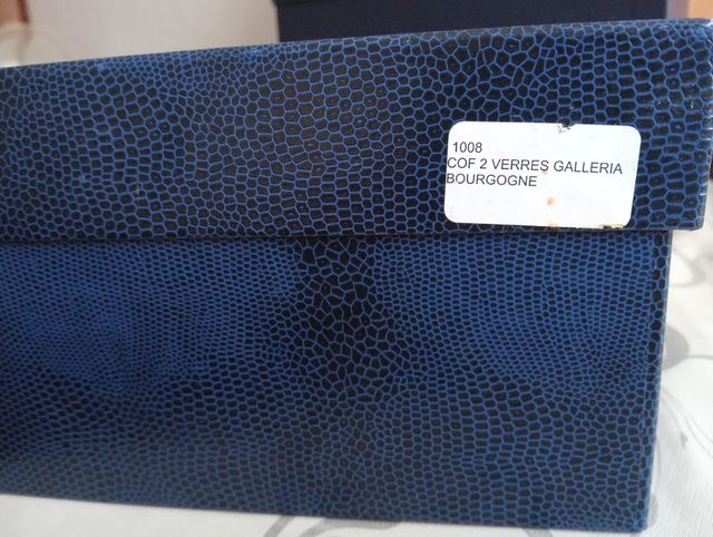 2  Copas Vino Cristal, talladas y pintadas a mano