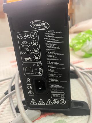 Cargador baterías silla ruedas Invacare