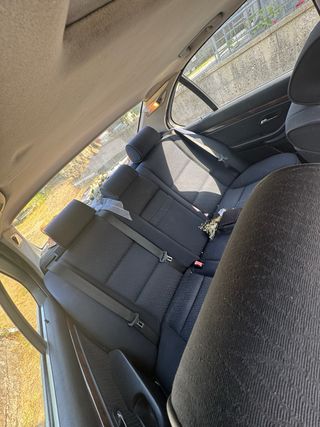BMW E39 528i  despiece