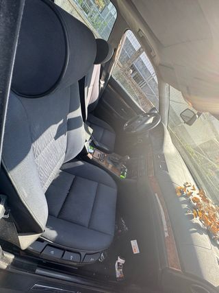 BMW E39 528i  despiece