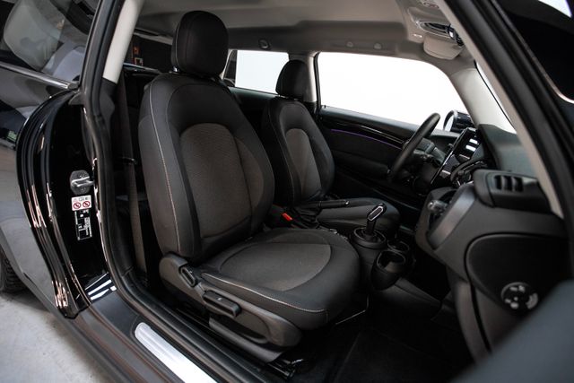 MINI Mini Cooper 3p 136CV Essential Trim 2023