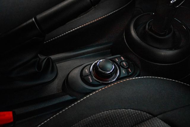 MINI Mini Cooper 3p 136CV Essential Trim 2023