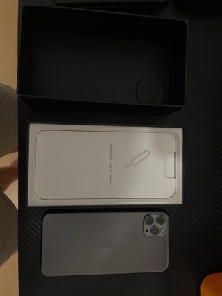 iPhone 11 Pro Max 256GB - Gris Espacial