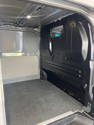 Volkswagen Transporter Furgón Largo T7 2025