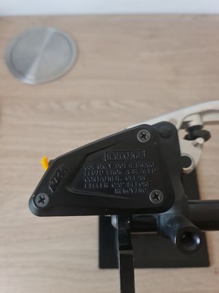 Exposición maneta KTM