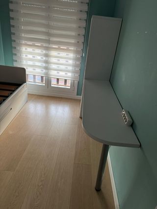 Dormitorio Cama nido + estantería + escritorio