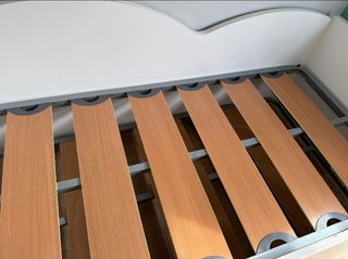 Dormitorio Cama nido + estantería + escritorio