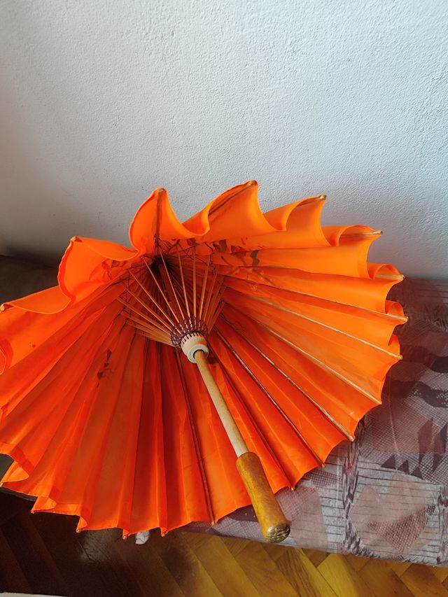 Ombrello giapponese arancione