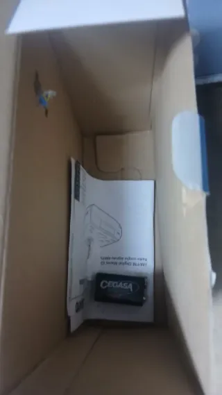 Radio despertador SANYO RM-6090XE