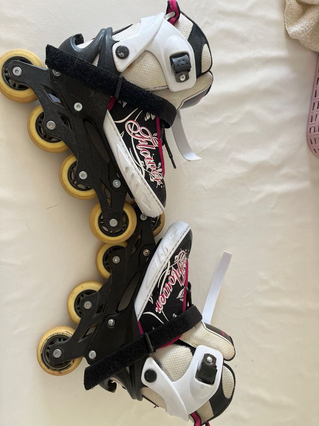 Patines Flower niña, talla ajustable 38-40