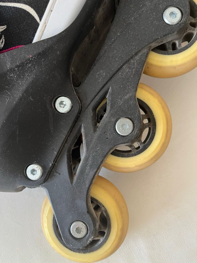 Patines Flower niña, talla ajustable 38-40