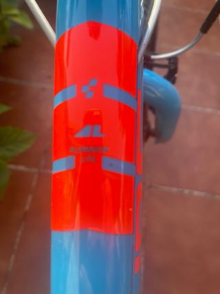 Bicicleta Cube 20" aluminio