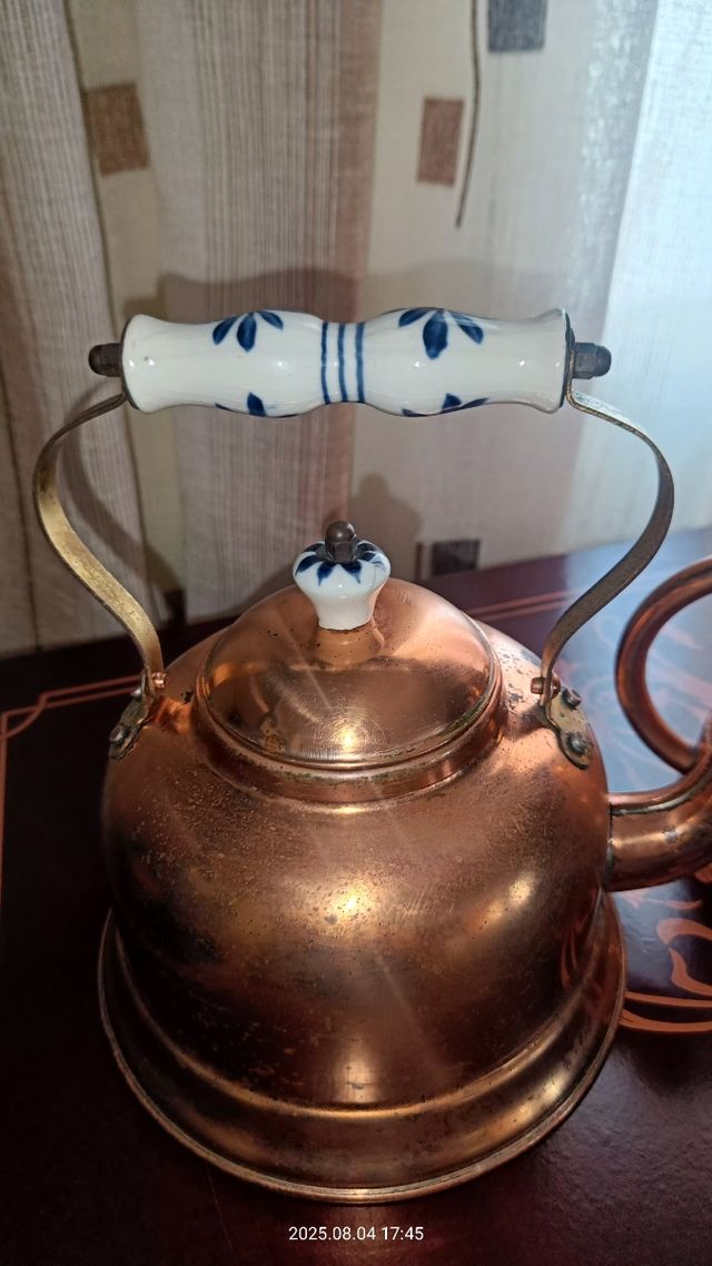 Tetera y 2 aceiteras cobre vintage