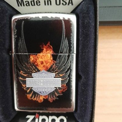 Zippo Harley-Davidson Alas De Fuego