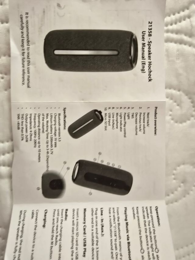 Altavoz Bluetooth portátil rojo