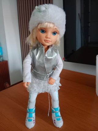 Muñeca Nancy patinaje