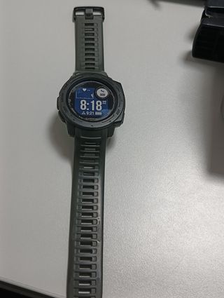 Garmin Instinct - Reloj deportivo negro