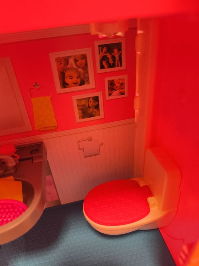 Caravana Barbie con Piscina