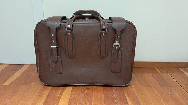 Maleta vintage piel marrón