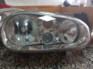 Faro Golf 4 Izquierdo