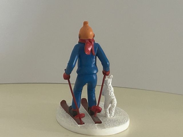 Figura Tintín Esquiando