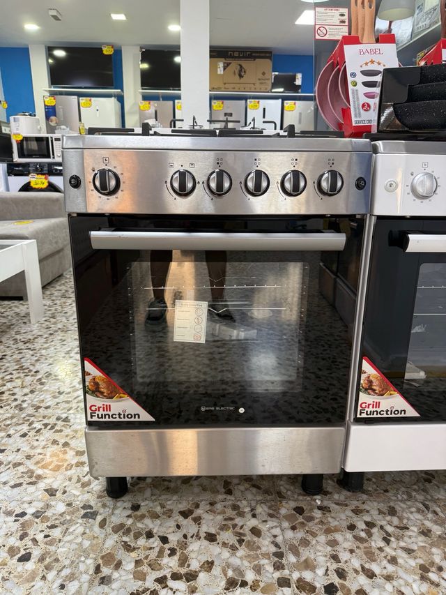 Cocina Gas 60cm Acero Inoxidable Johnson !