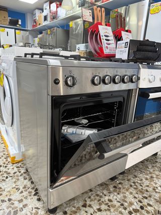 Cocina Gas 60cm Acero Inoxidable Johnson ! 