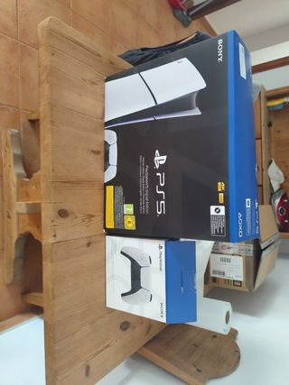 PS5 Digital Edition blanca usada dos veces.