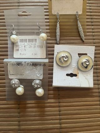 Lote pendientes 64 unidades aprox.