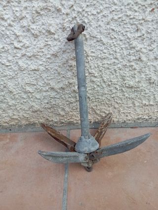 Ancora ad ombrello 2,5 kg usata