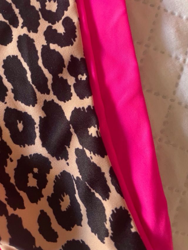 Bikini Shein leopardo marrón y rosa