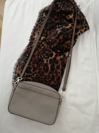 Bolso bandolera Michael Kors color topo
