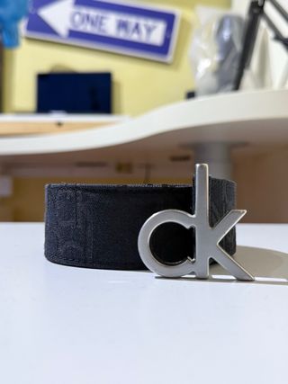 Cintura nera Calvin Klein