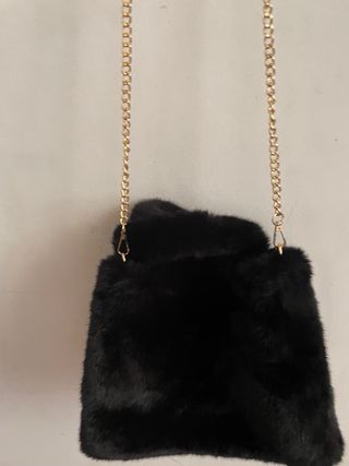 Mini borsa a mano nera in pelliccia sintetica