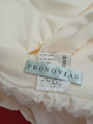 Vestido novia Pronovias beige